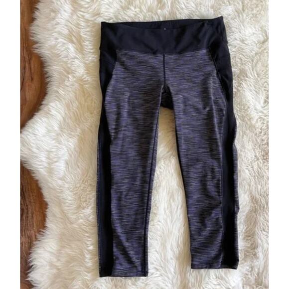 Athleta XS Tangram Capri Leggings Purple Stripe - Picture 2 of 4